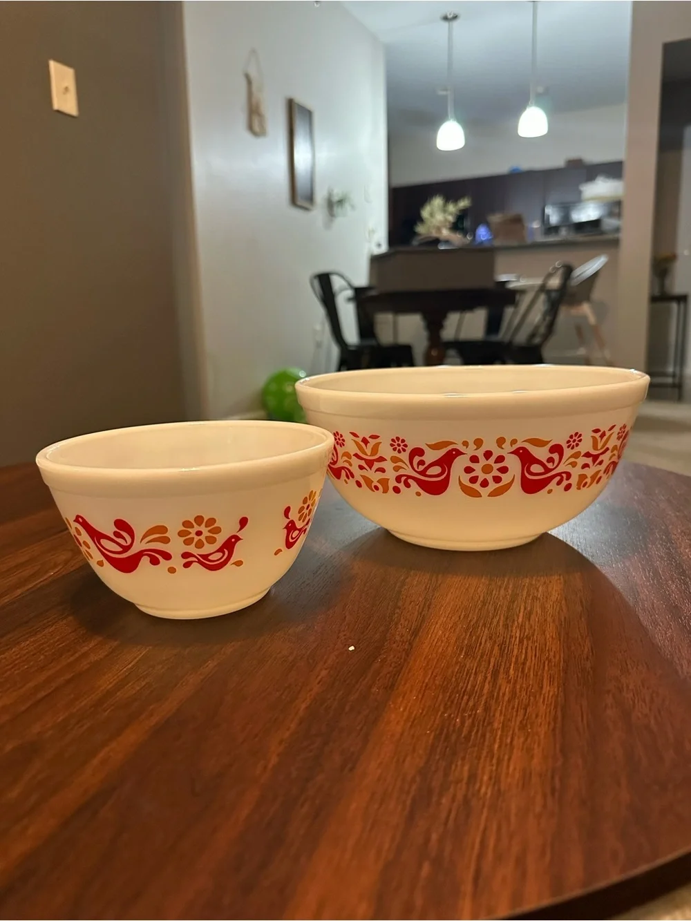 Rare Vintage Pyrex Friendship Nesting Mixing Bowl Set Of 2